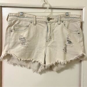 FREE PEOPLE Denim Shorts 100% Cotton, light wash jean short Ecru We The Free